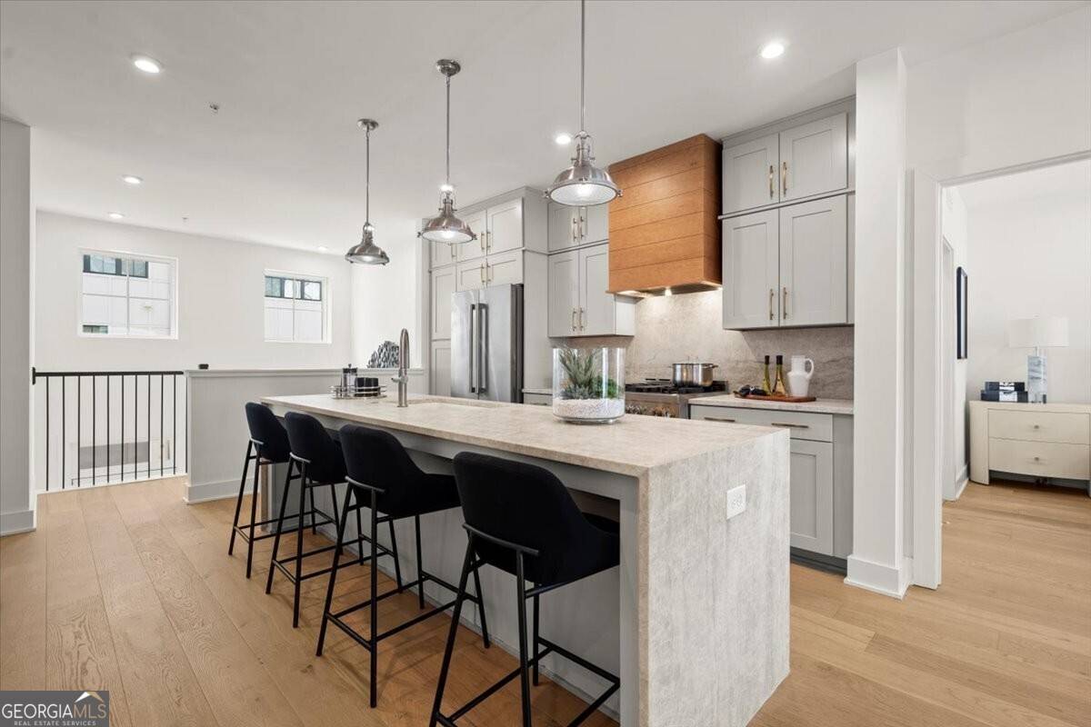 Decatur, GA 30030,201 New ST #2207-113