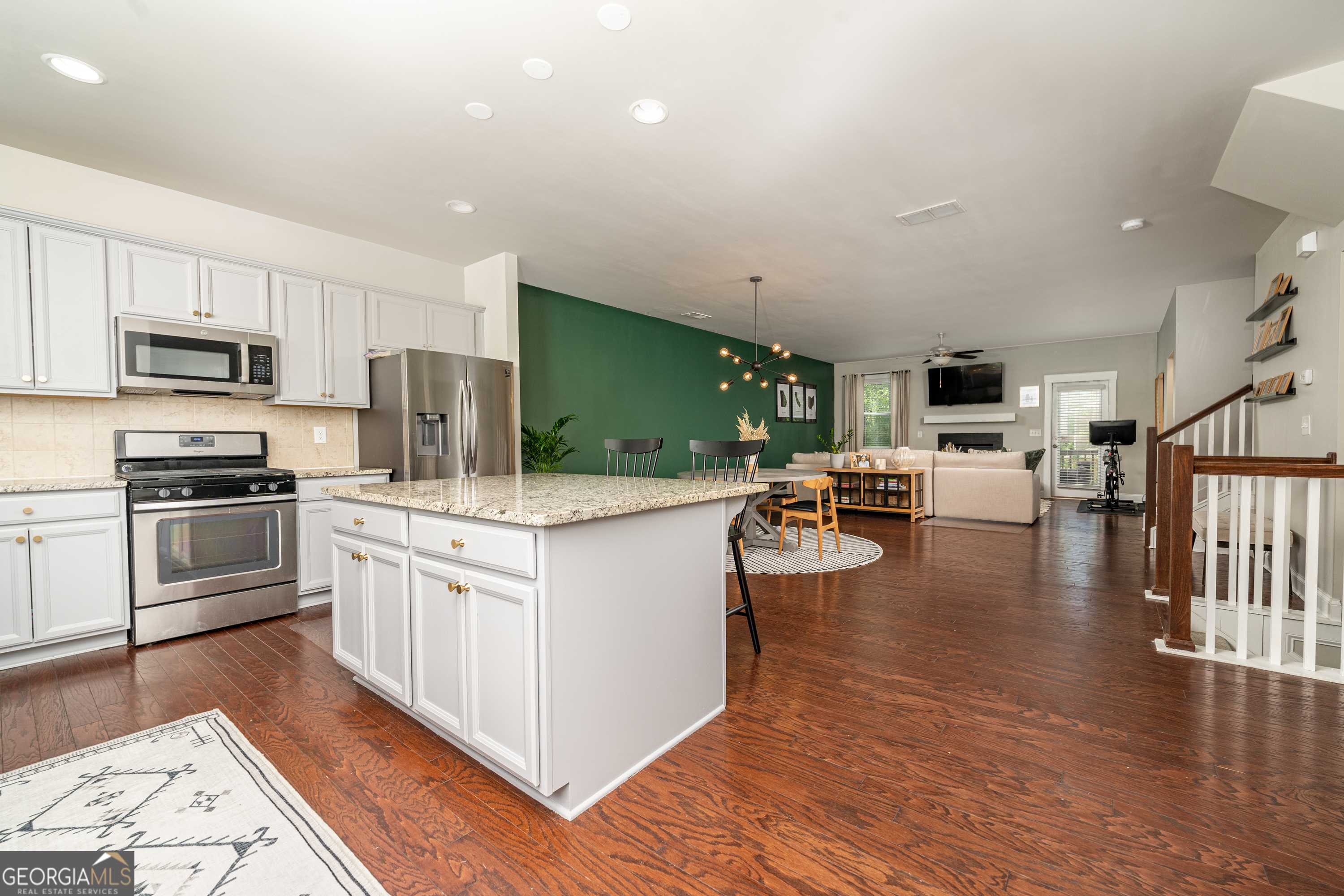 Decatur, GA 30032,2819 WHITE OAK LN