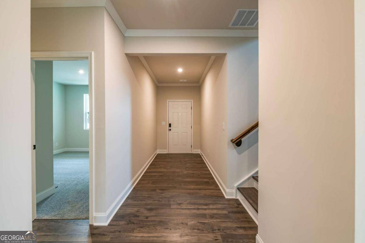 Canton, GA 30114,142 Henley ST #11