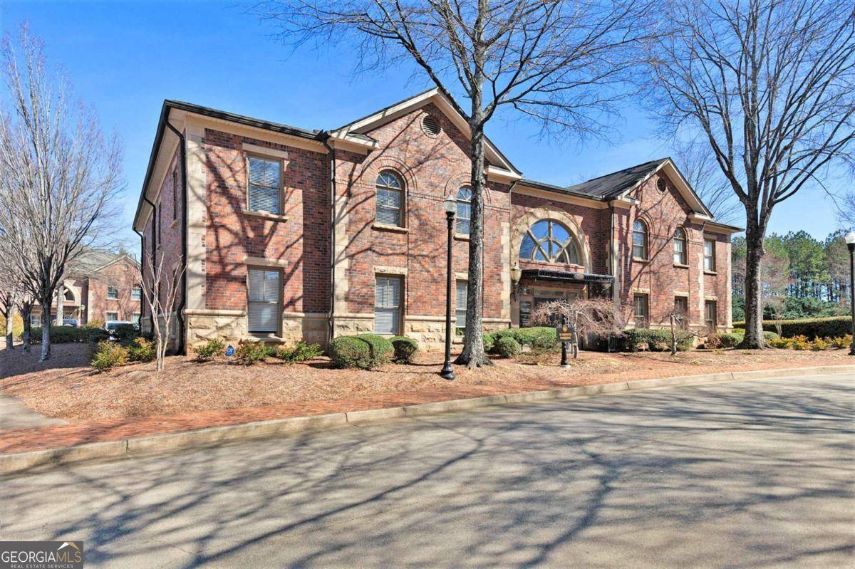 Suwanee, GA 30024,5400 Laurel Springs Pkwy #203