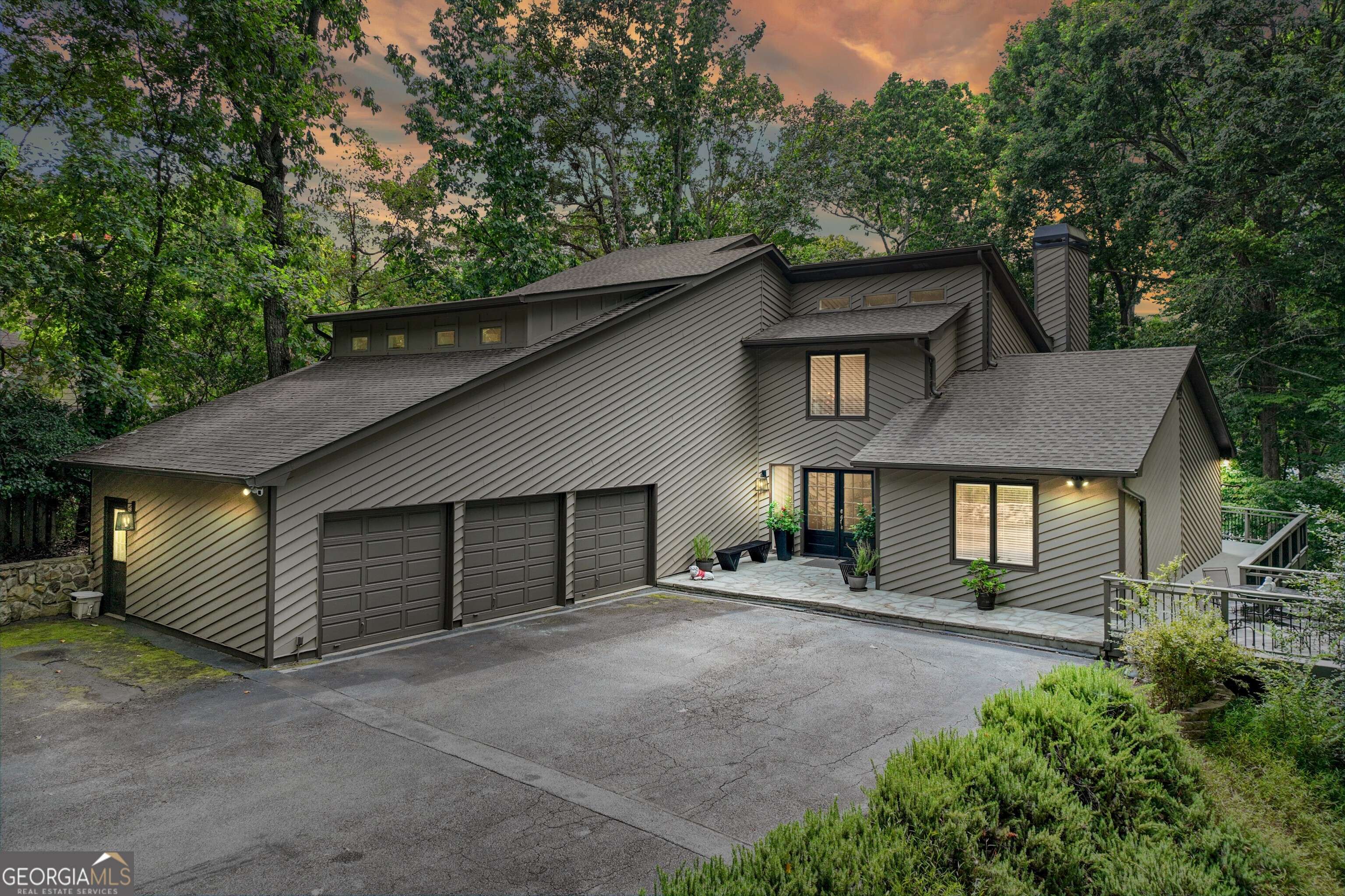 Flowery Branch, GA 30542,6144 Scott DR