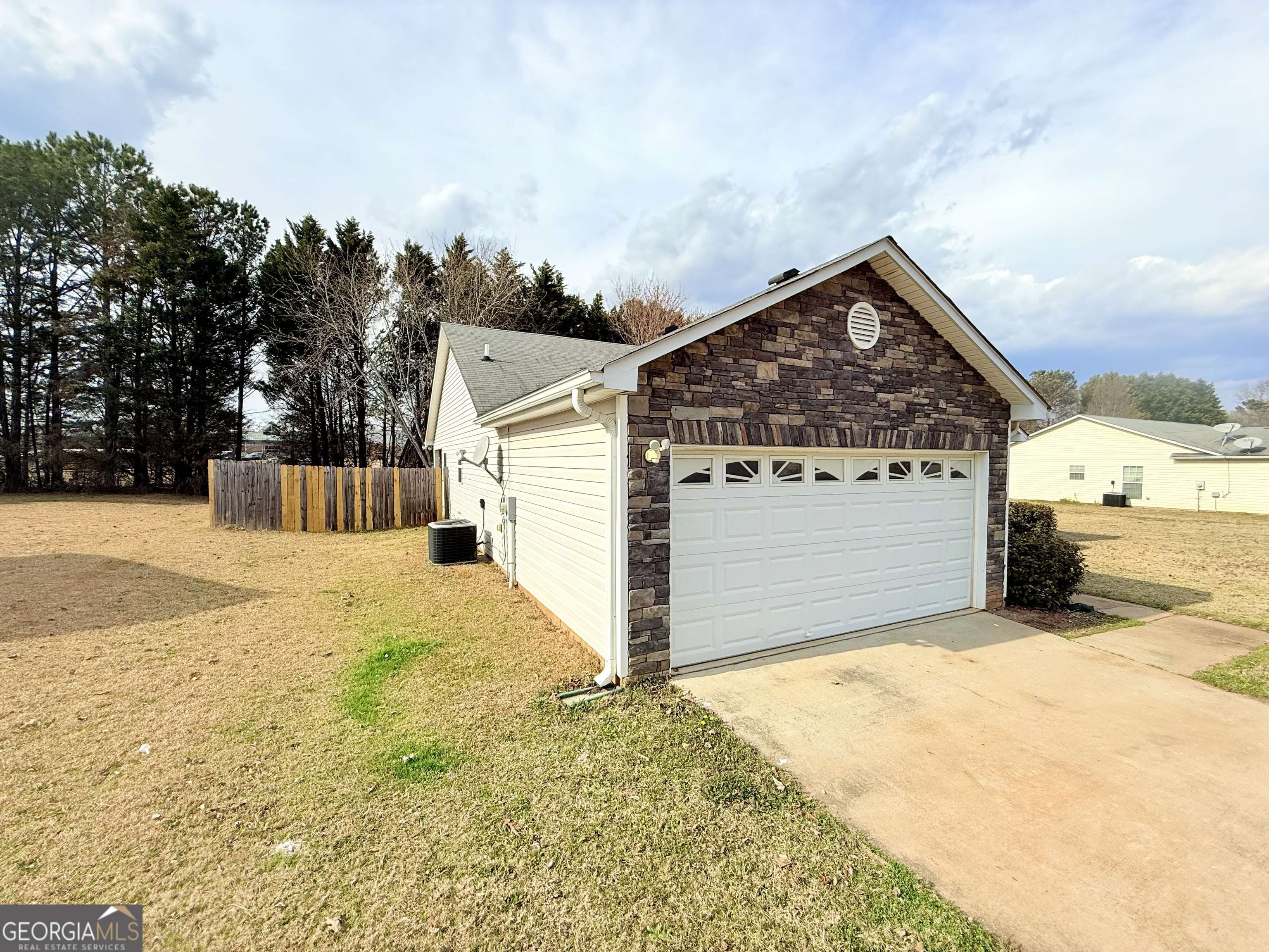 Locust Grove, GA 30248,125 Whistle WAY