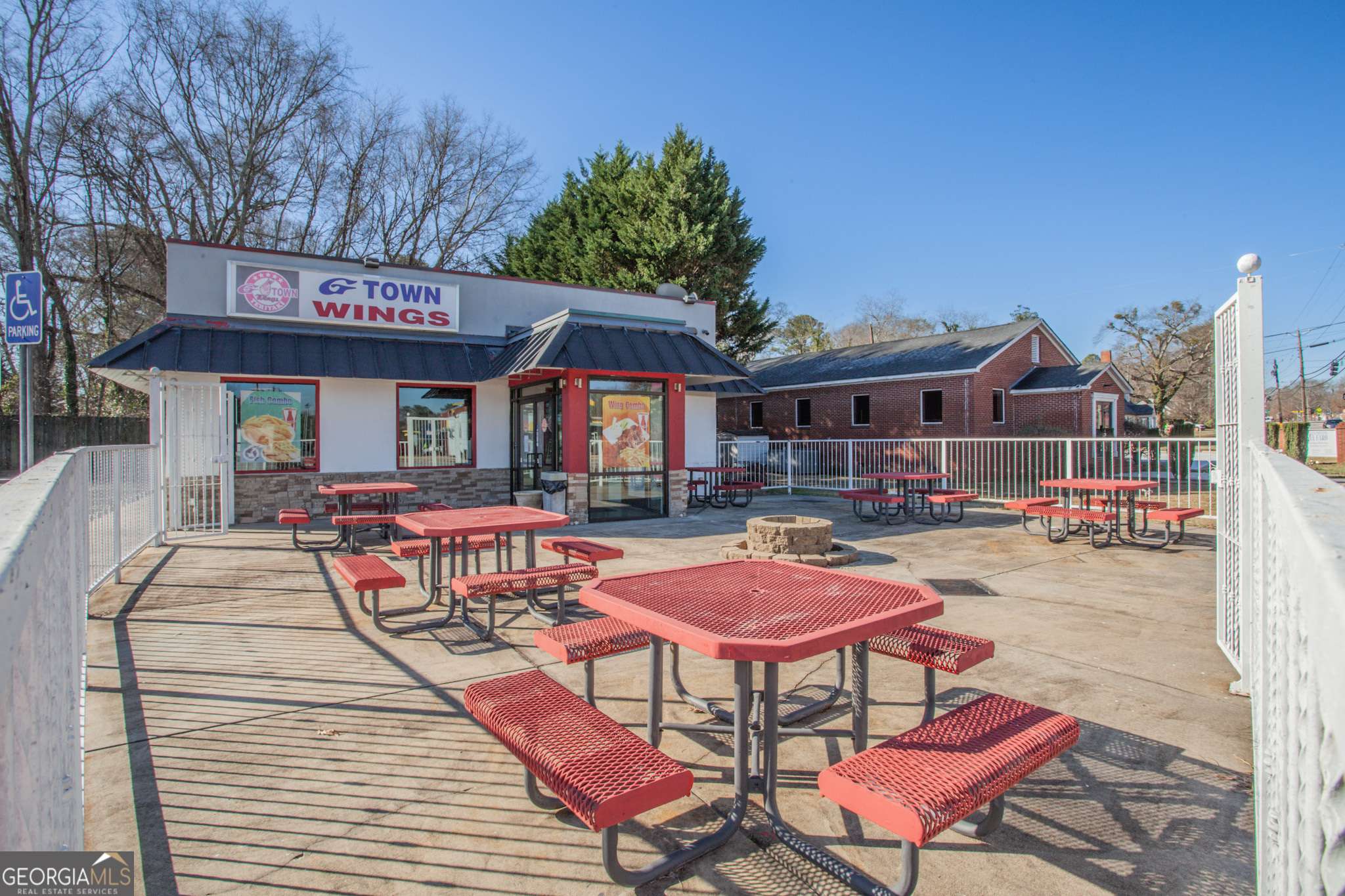 Carrollton, GA 30117,1302 Maple ST