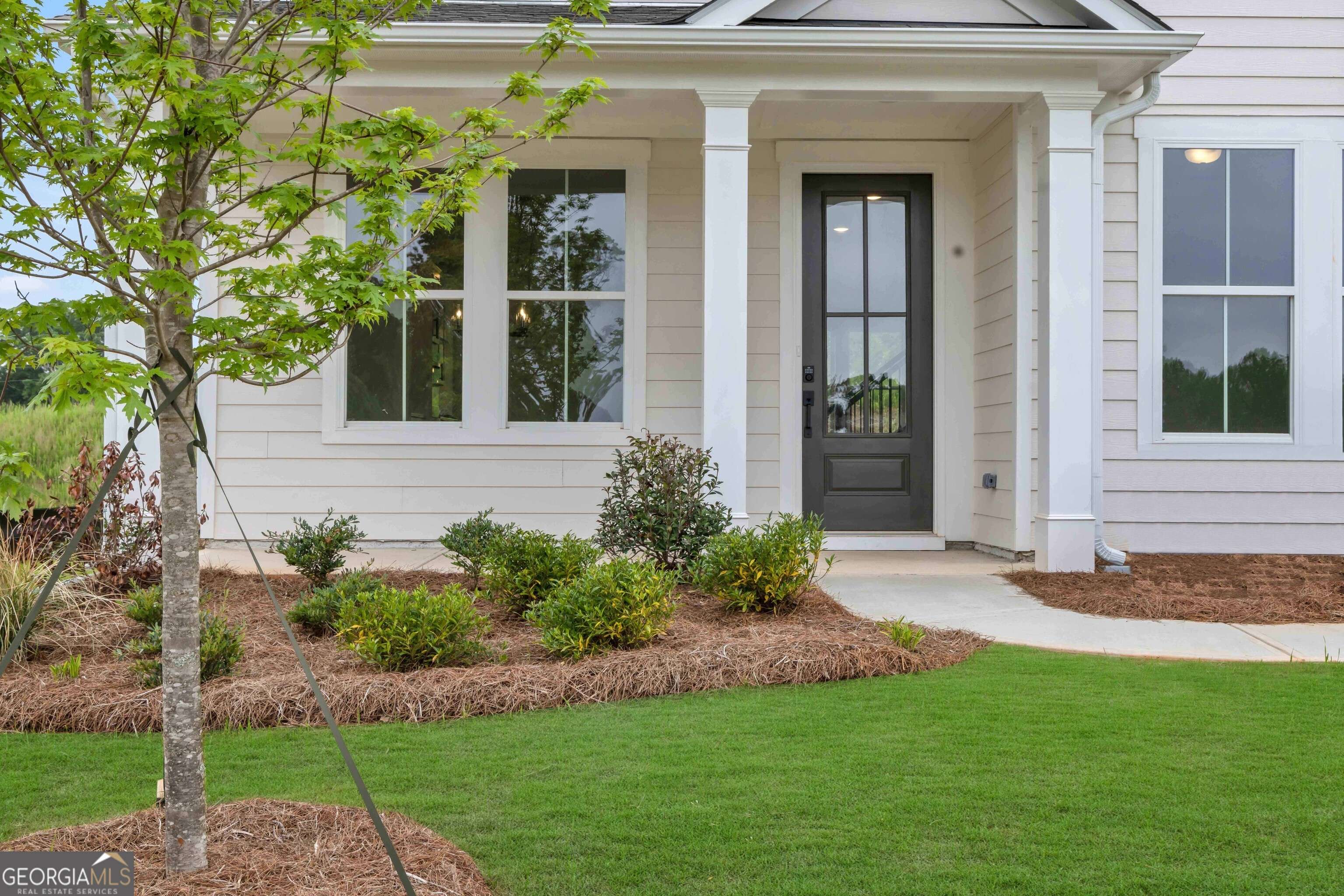 Hoschton, GA 30548,109 Hickory Grove LN