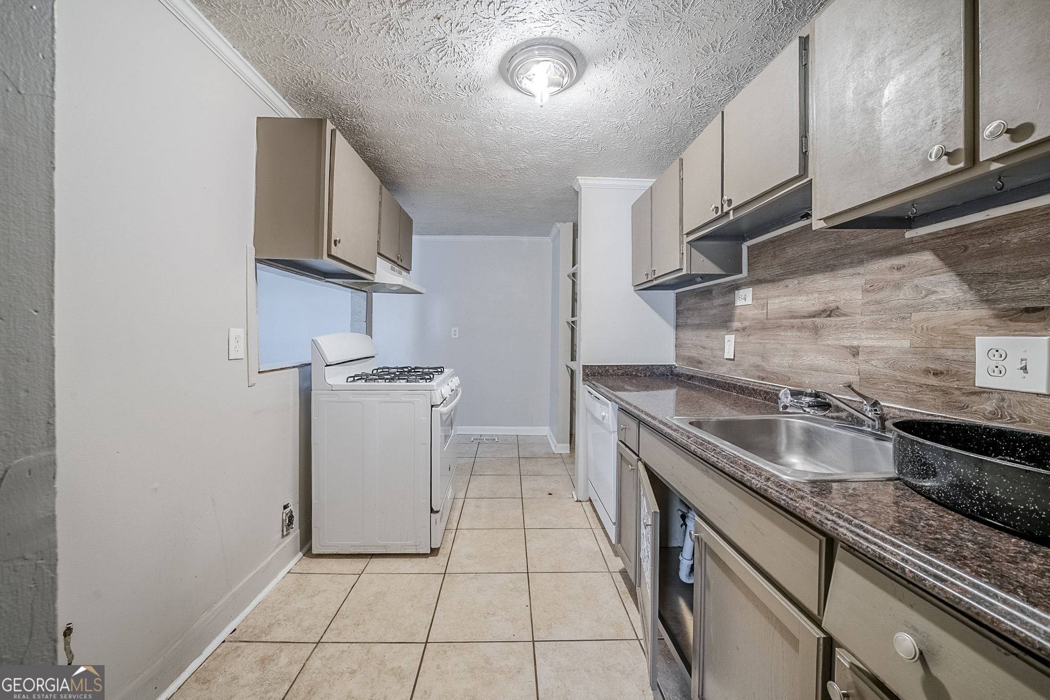 Snellville, GA 30039,3524 Exeter CT
