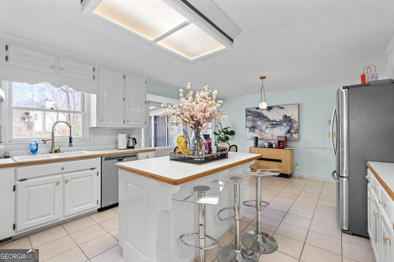 Suwanee, GA 30024,1165 SAINT IVES CT