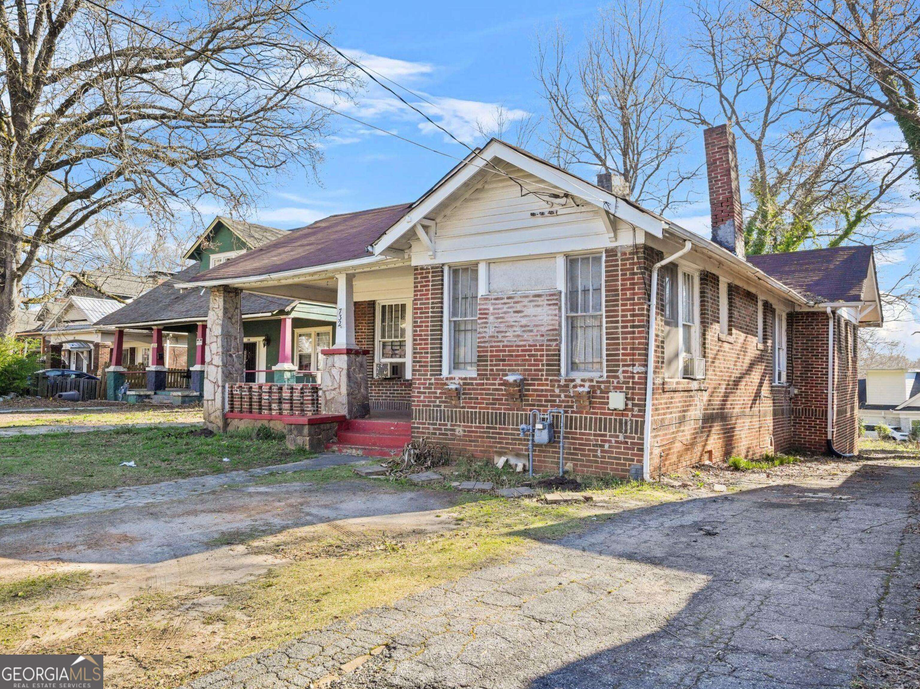 Atlanta, GA 30310,732 Cascade AVE SW