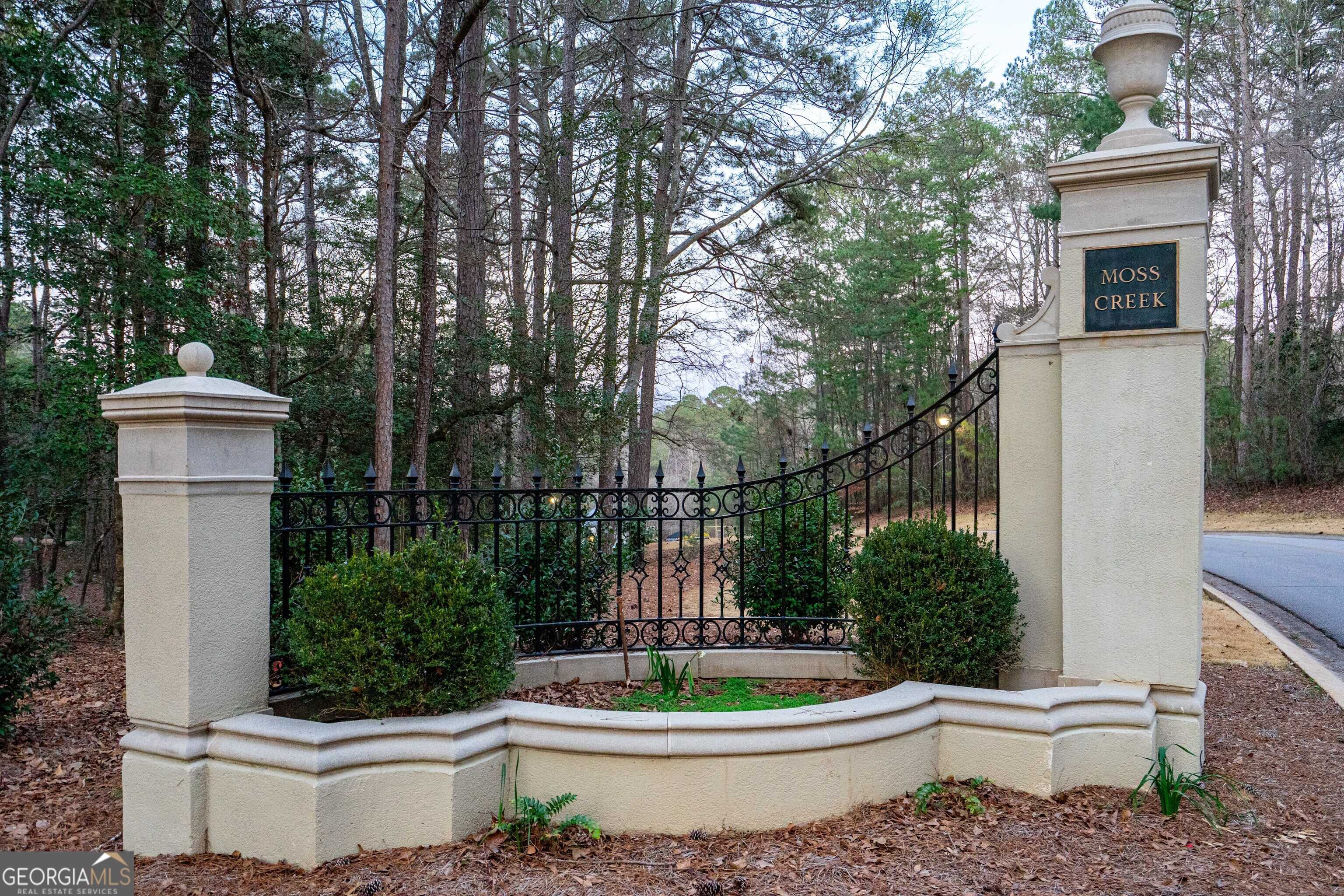 Lagrange, GA 30240,117 Woodchase DR