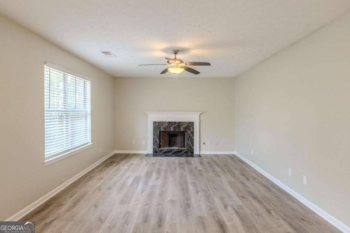 Ellenwood, GA 30294,4060 Rockmill CV