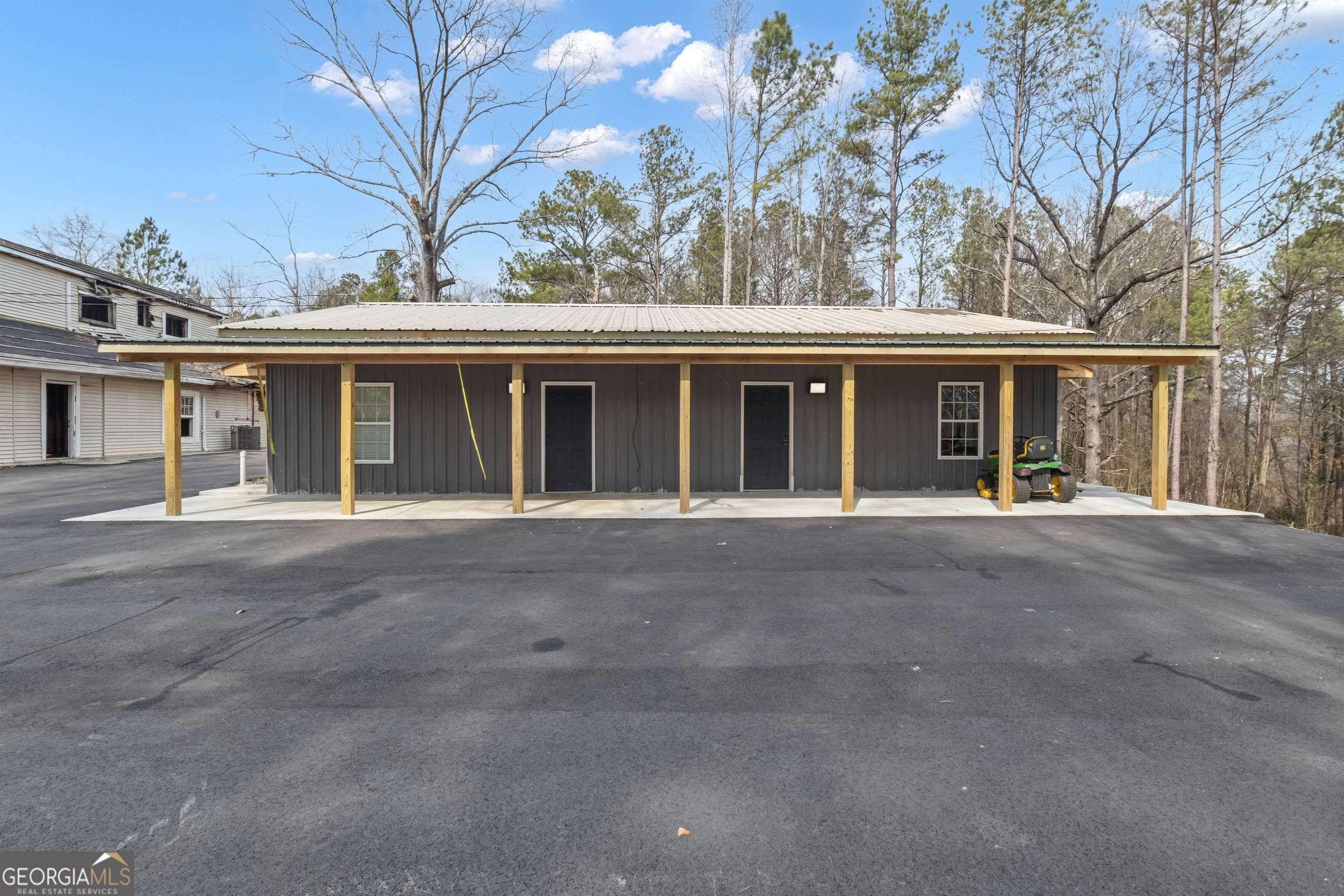 Newnan, GA 30263,21 Old Carrollton RD