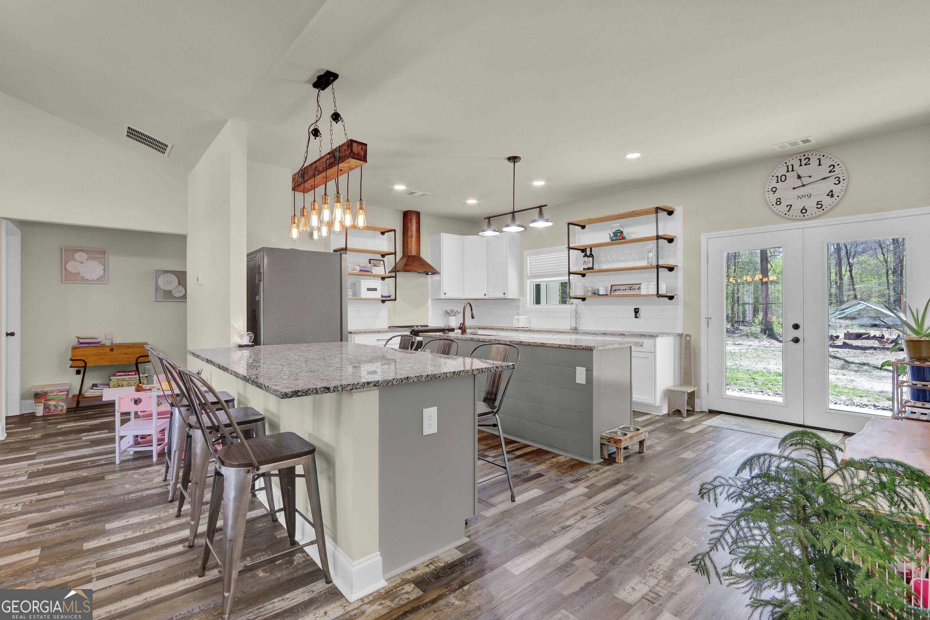Statham, GA 30666,90 Jefferson RD