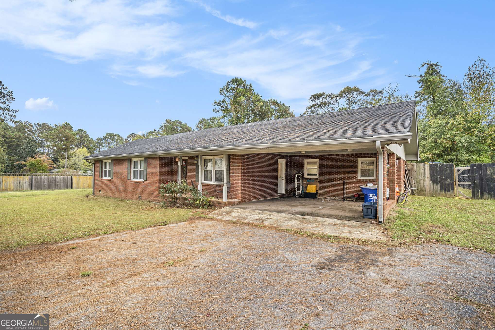 Hampton, GA 30228,1083 Hampton RD