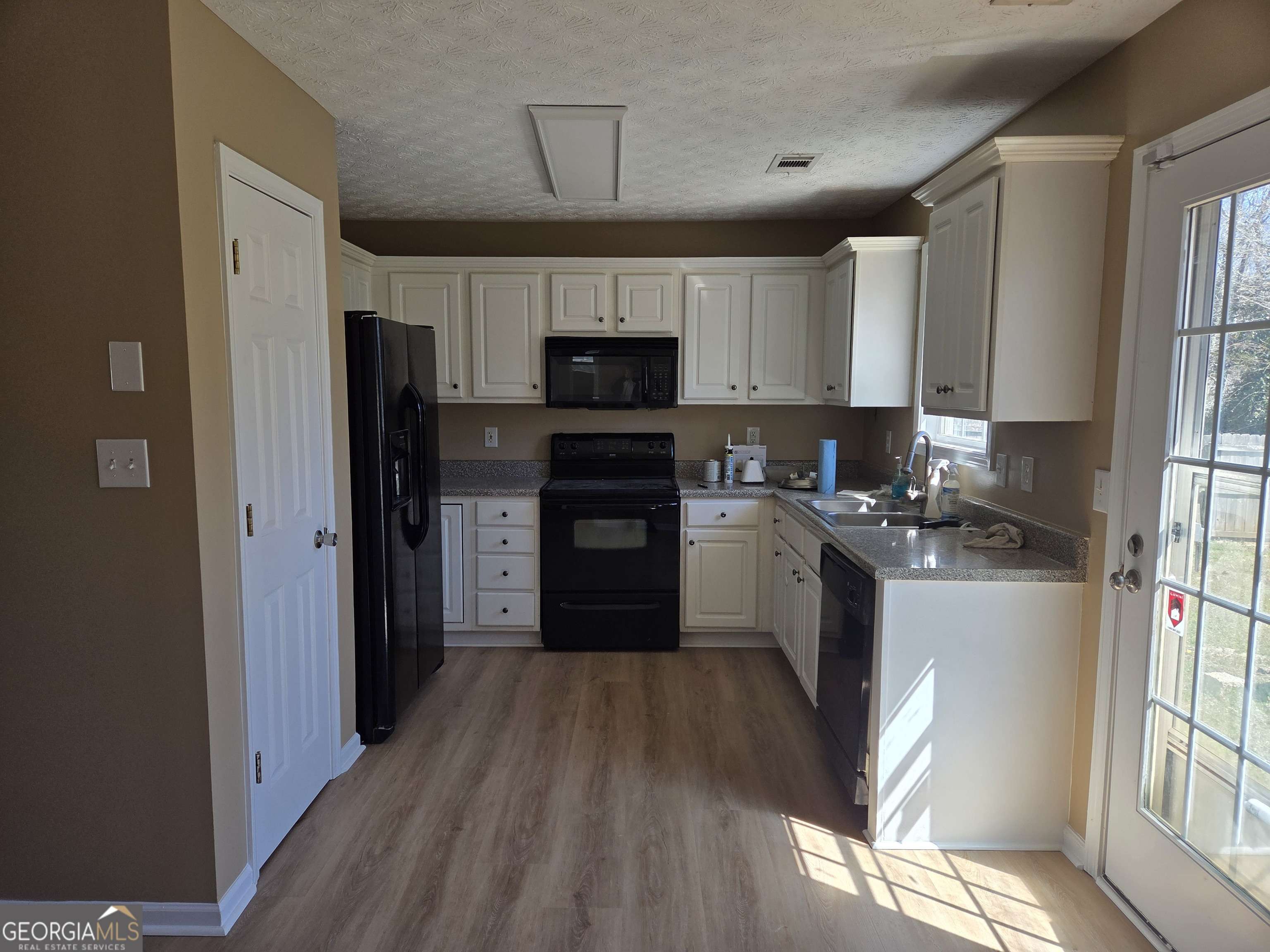 Grantville, GA 30220,19 Lexington DR