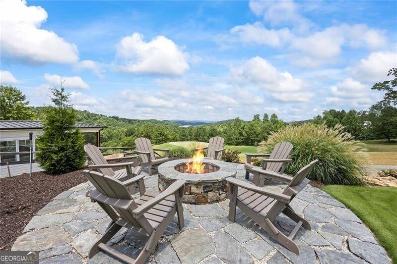 Toccoa, GA 30577,81 Lookout PT