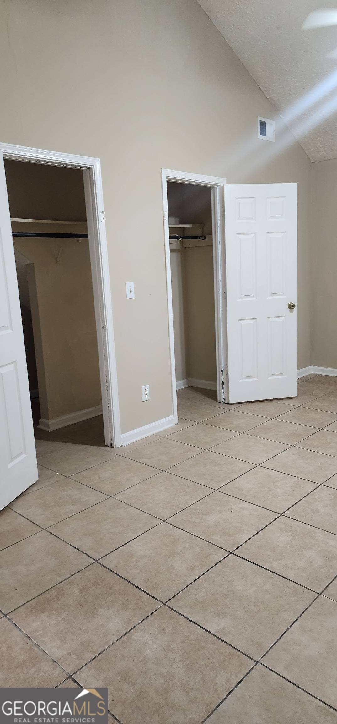 Conyers, GA 30013,2630 Country TRCE SE #B