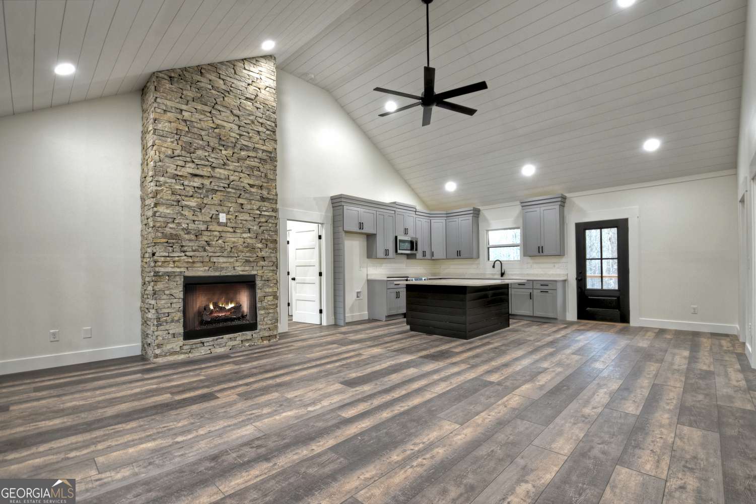 Ellijay, GA 30540,76 Cypress CIR
