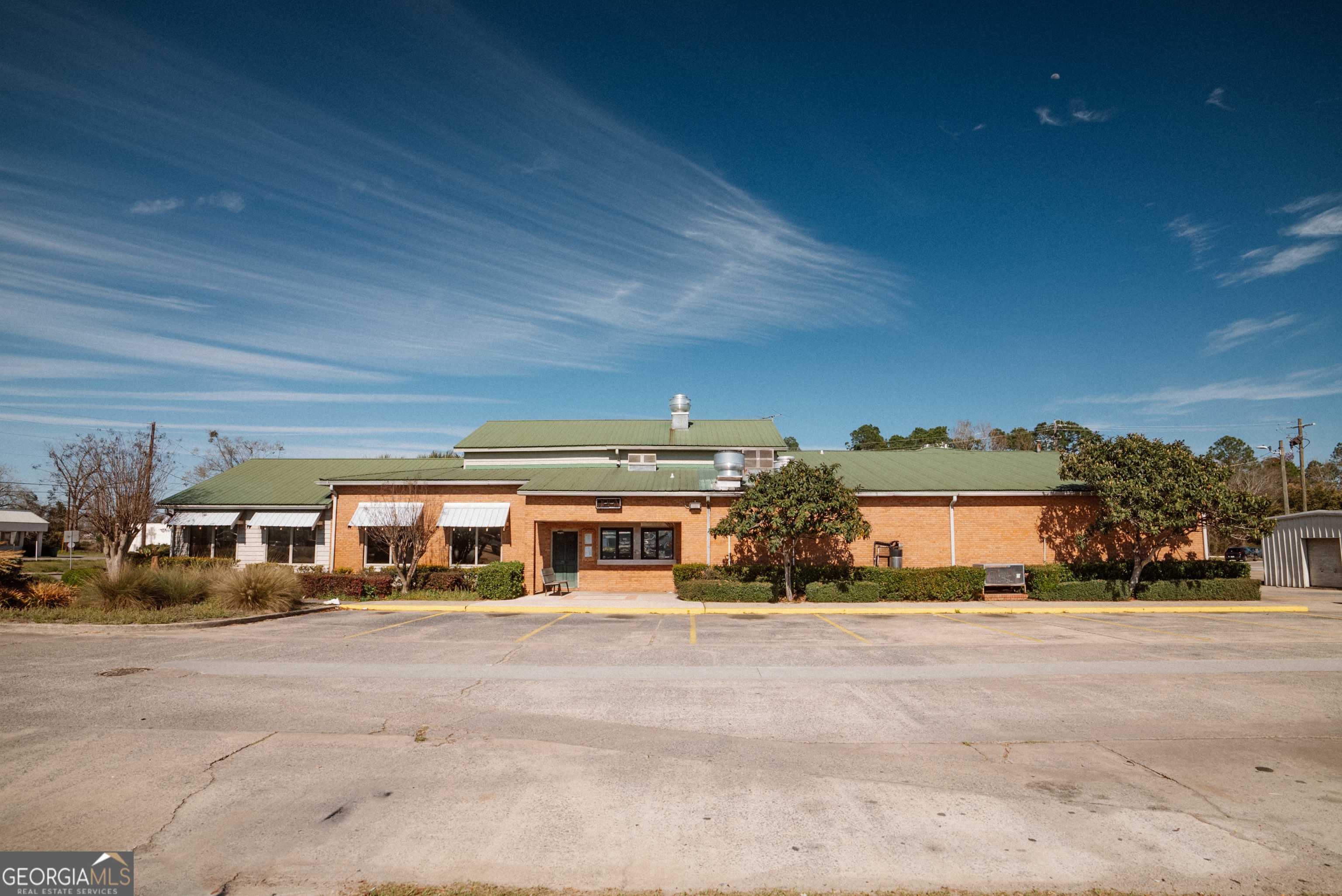 Jesup, GA 31545,362 N First ST