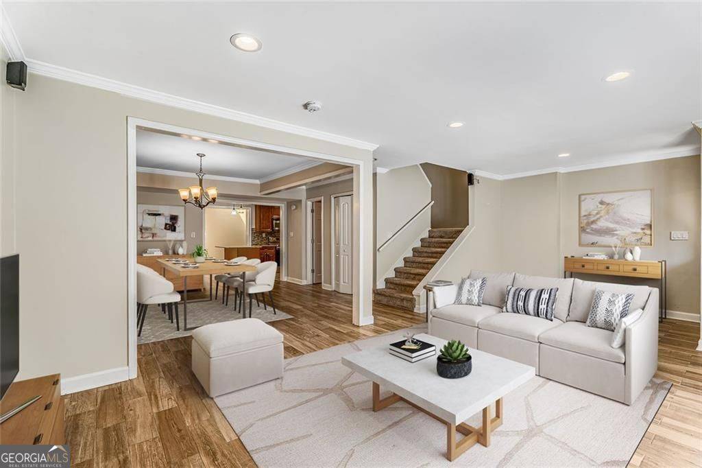Atlanta, GA 30324,1106 Hampton WAY NE