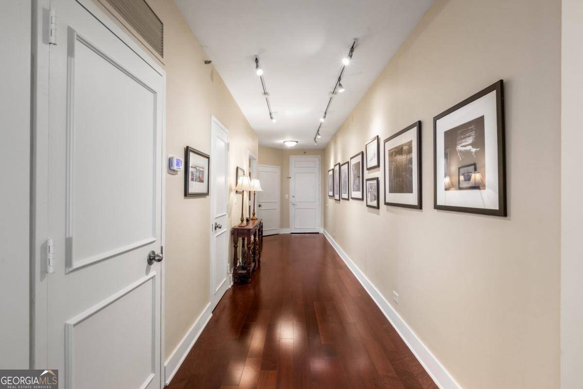 Atlanta, GA 30305,2660 Peachtree RD NW #14D