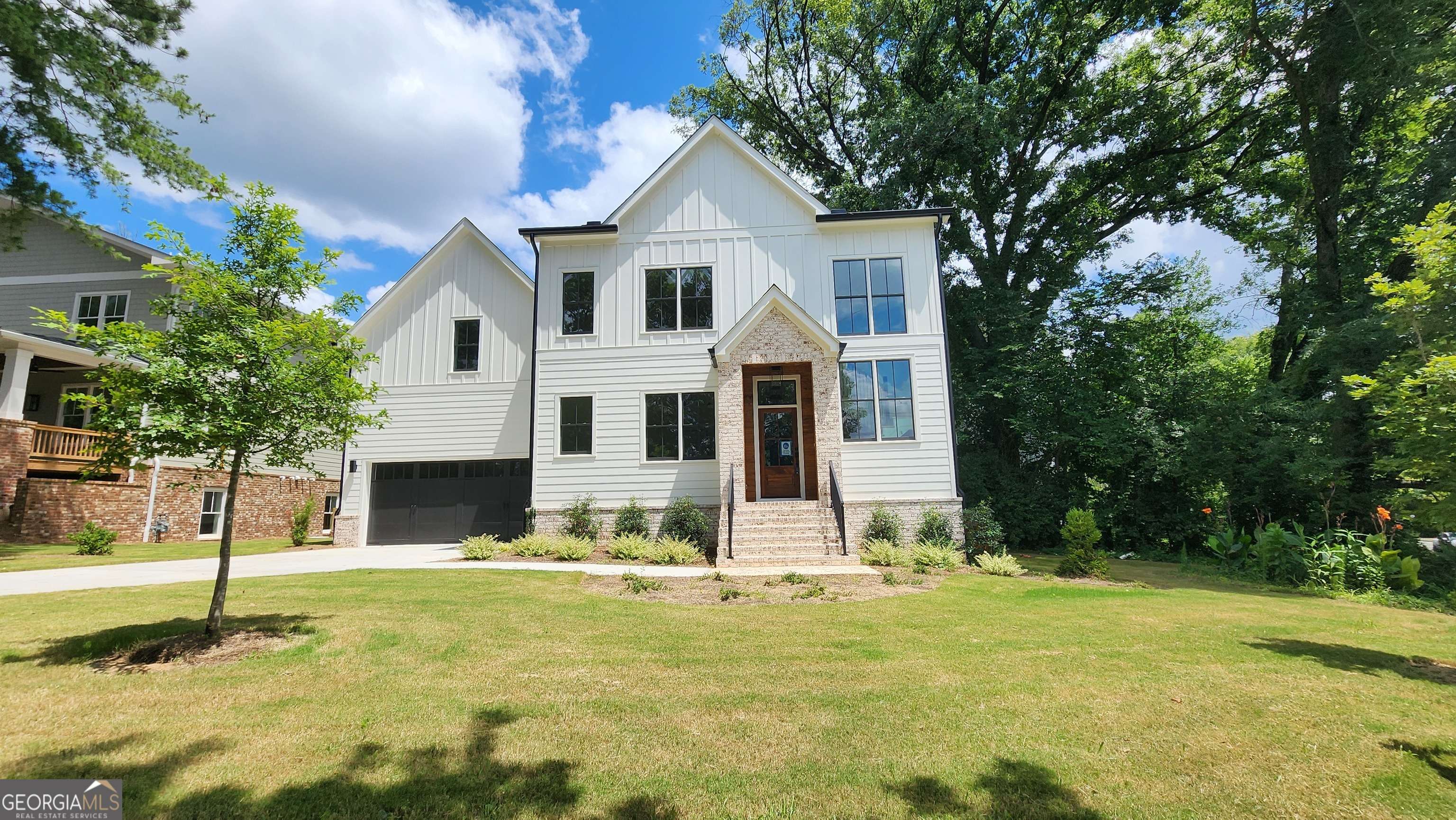 Atlanta, GA 30324,581 Sherwood RD NE