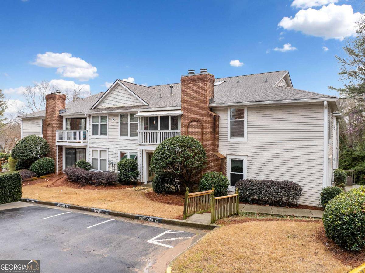 Brookhaven, GA 30319,1379 KEYS LAKE DR NE