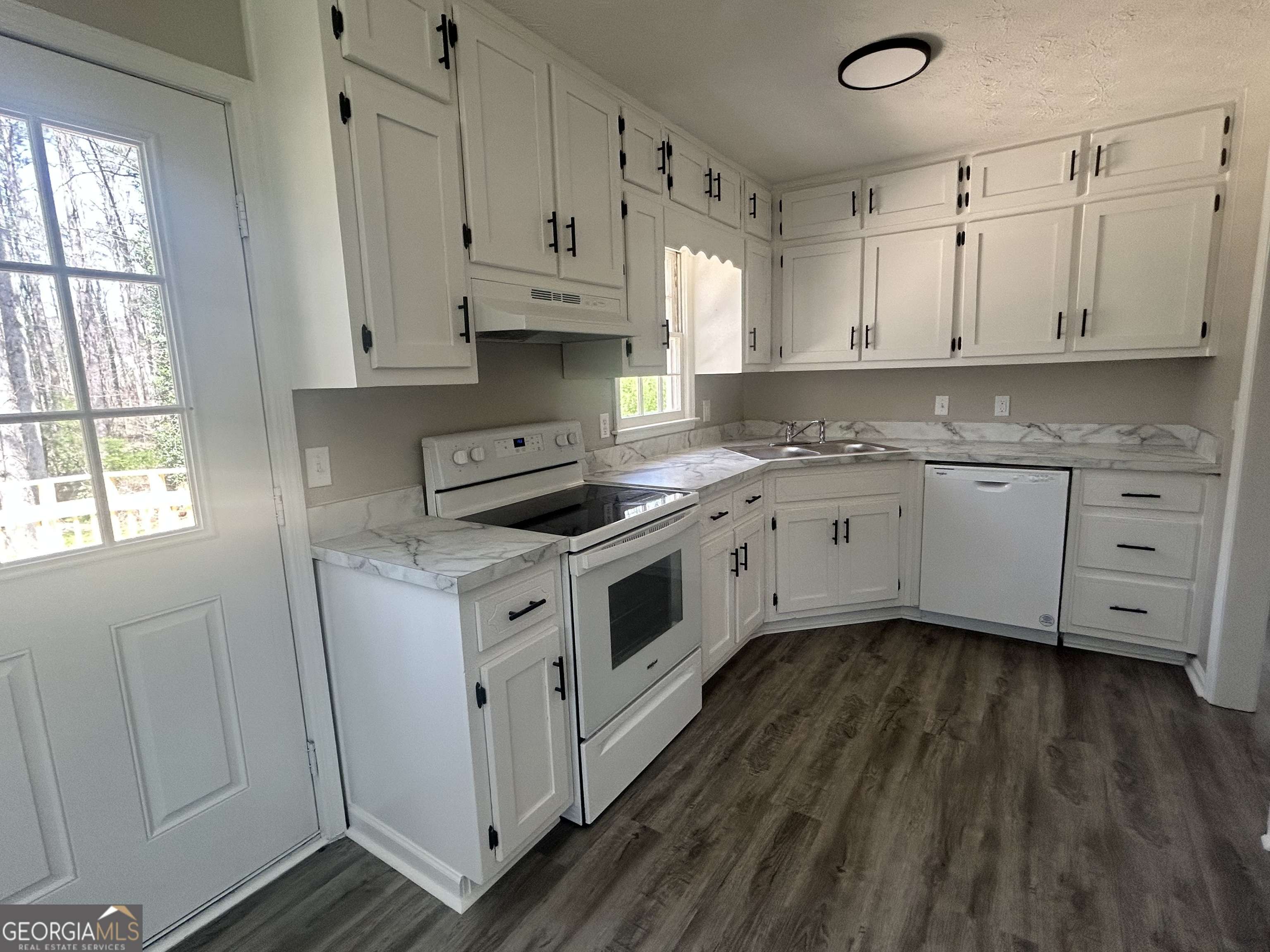 Conyers, GA 30013,3953 Woodland CIR SE