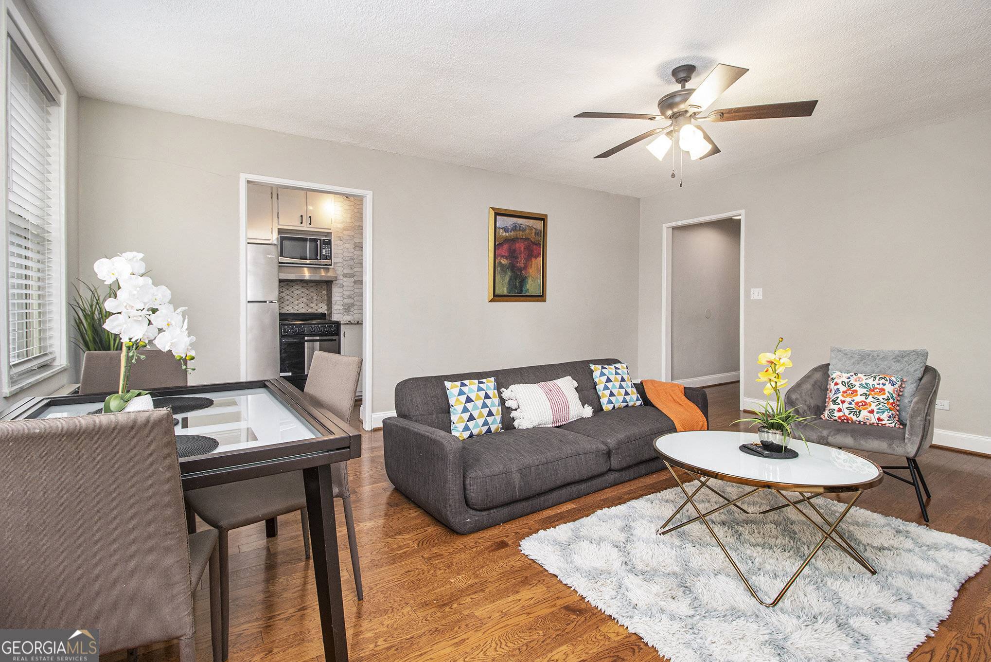 Atlanta, GA 30305,300 W Peachtree ST #21K