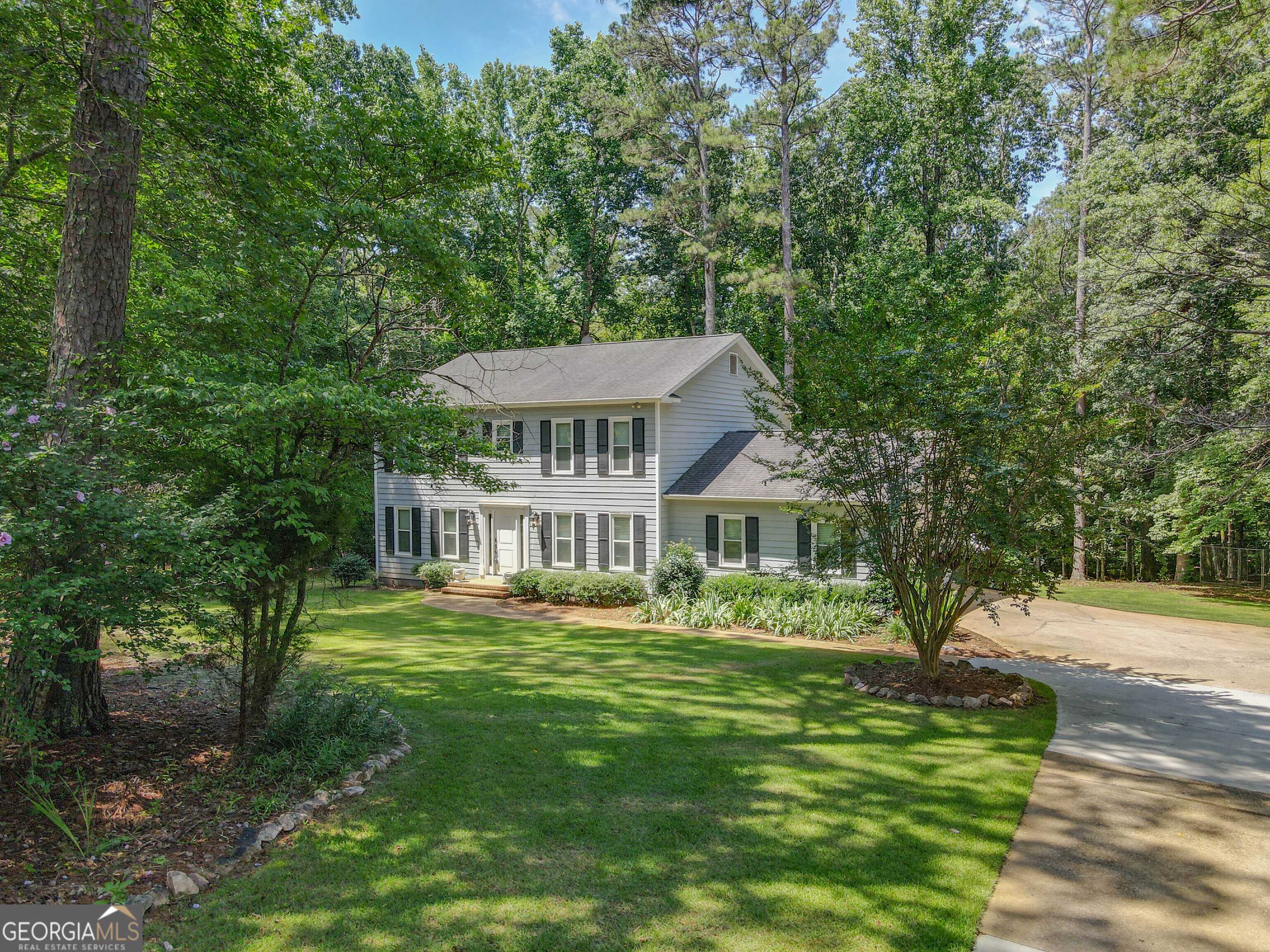 Lagrange, GA 30240,207 Lakeshore WAY