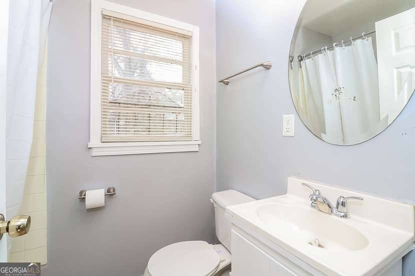 Atlanta, GA 30331,491 Bolton RD NW