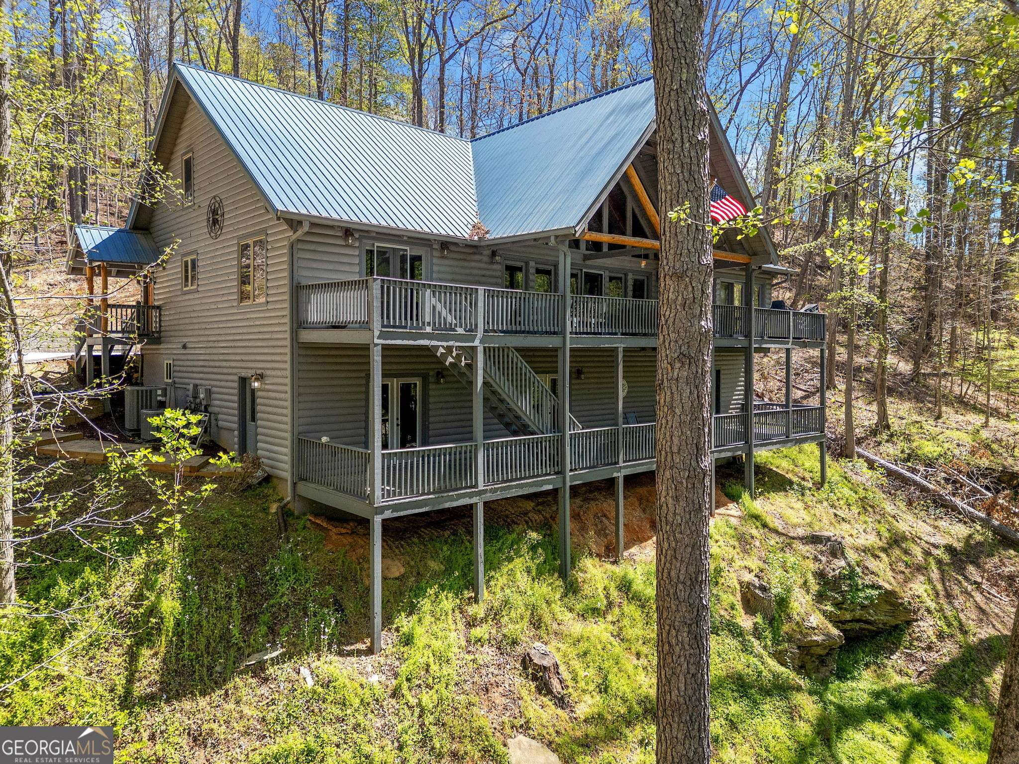 Waleska, GA 30183,665 Little Refuge RD
