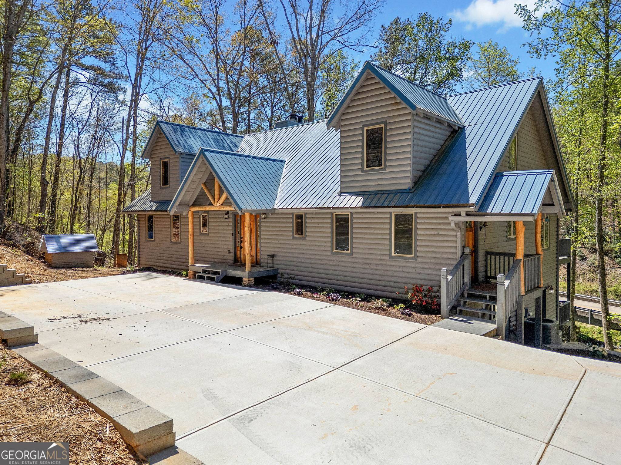 Waleska, GA 30183,665 Little Refuge RD