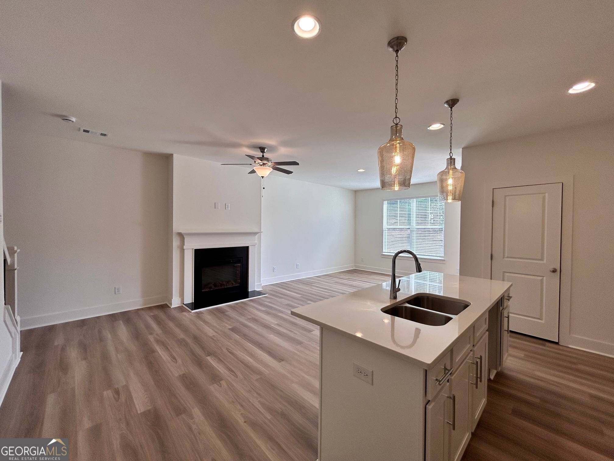 Conyers, GA 30013,1812 Emory LN #93