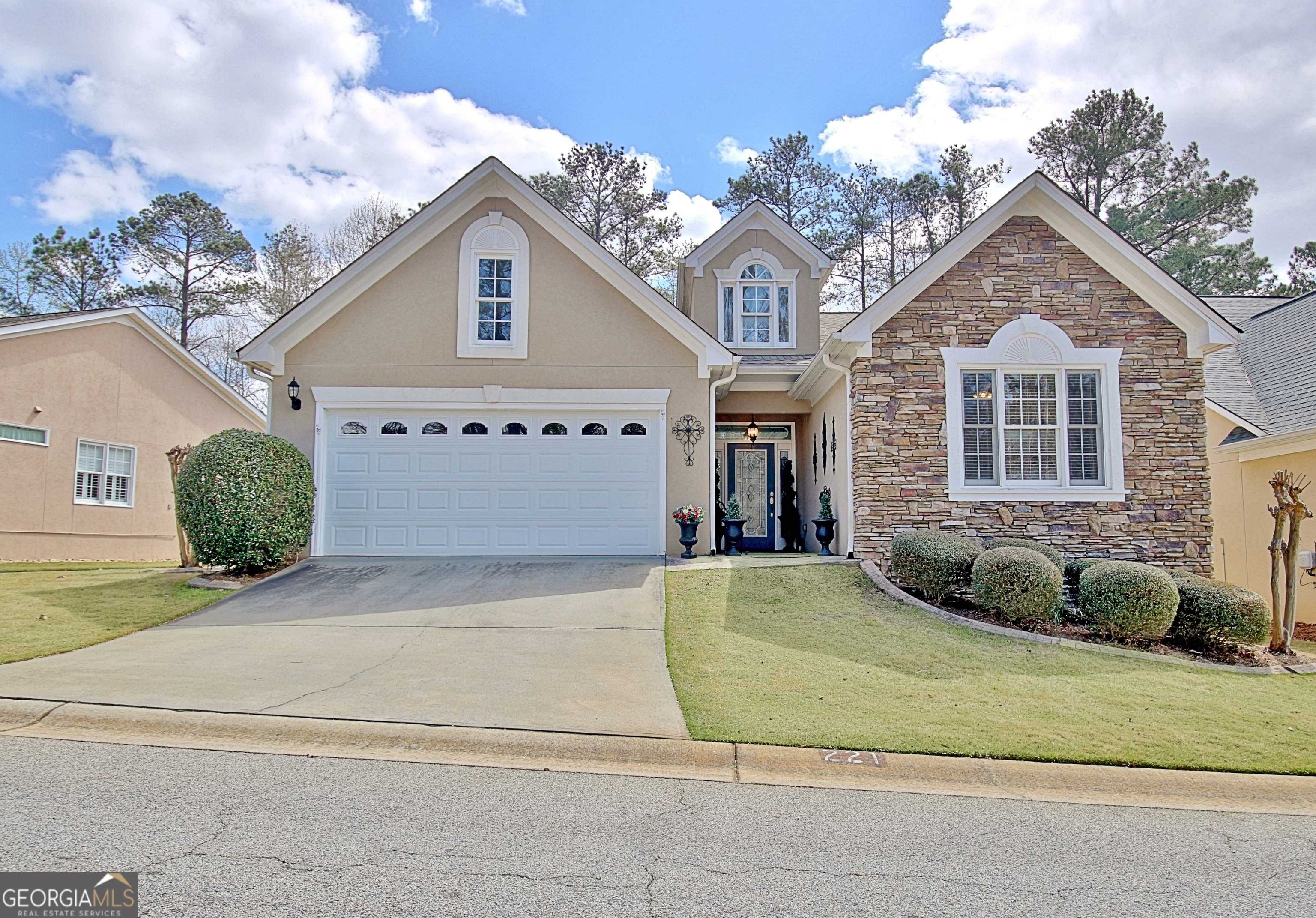 Peachtree City, GA 30269,221 Collierstown WAY