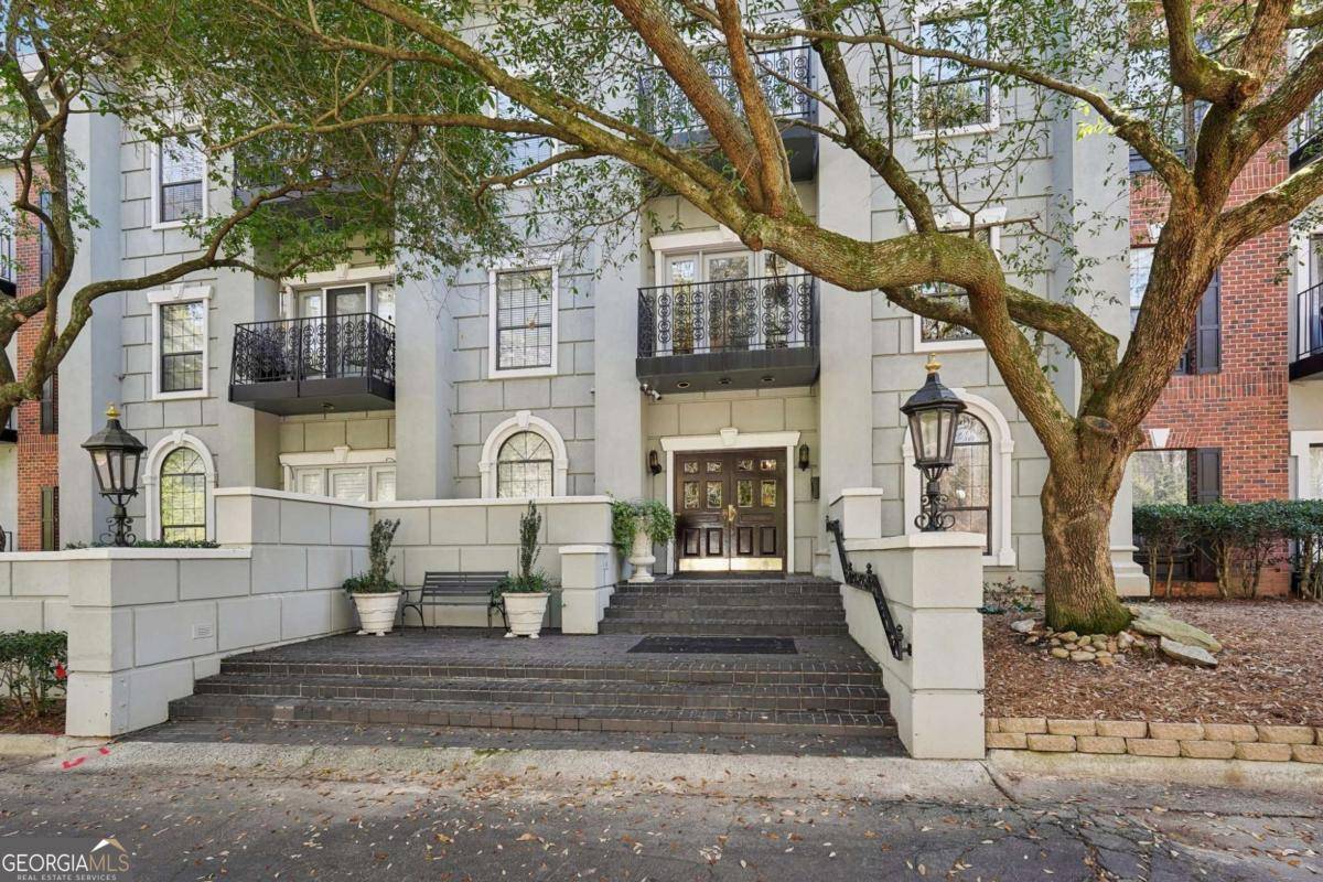 Atlanta, GA 30324,3071 Lenox RD NE #11