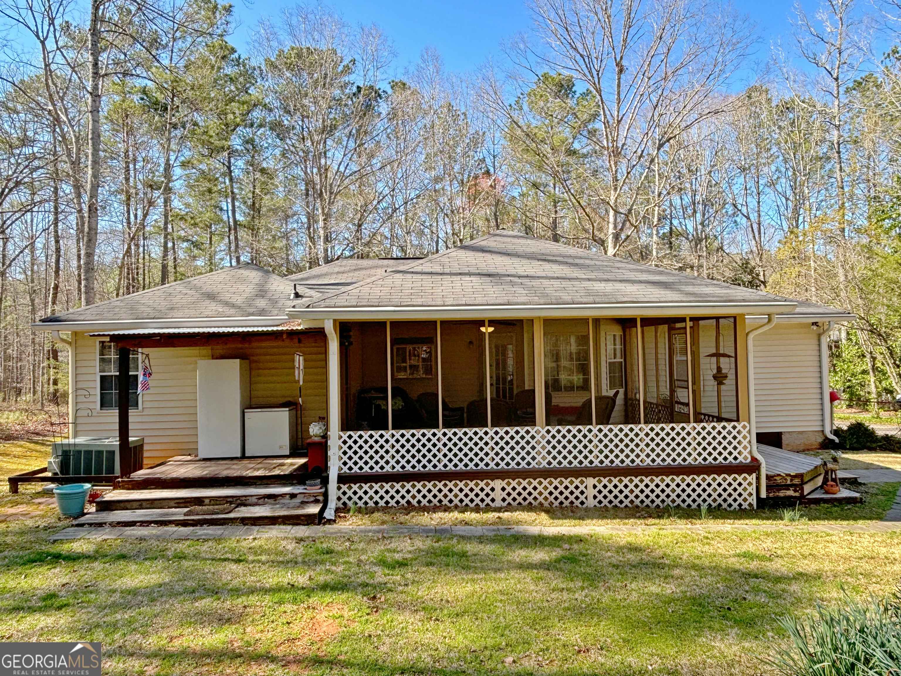 Sharpsburg, GA 30277,127 Circle H RD