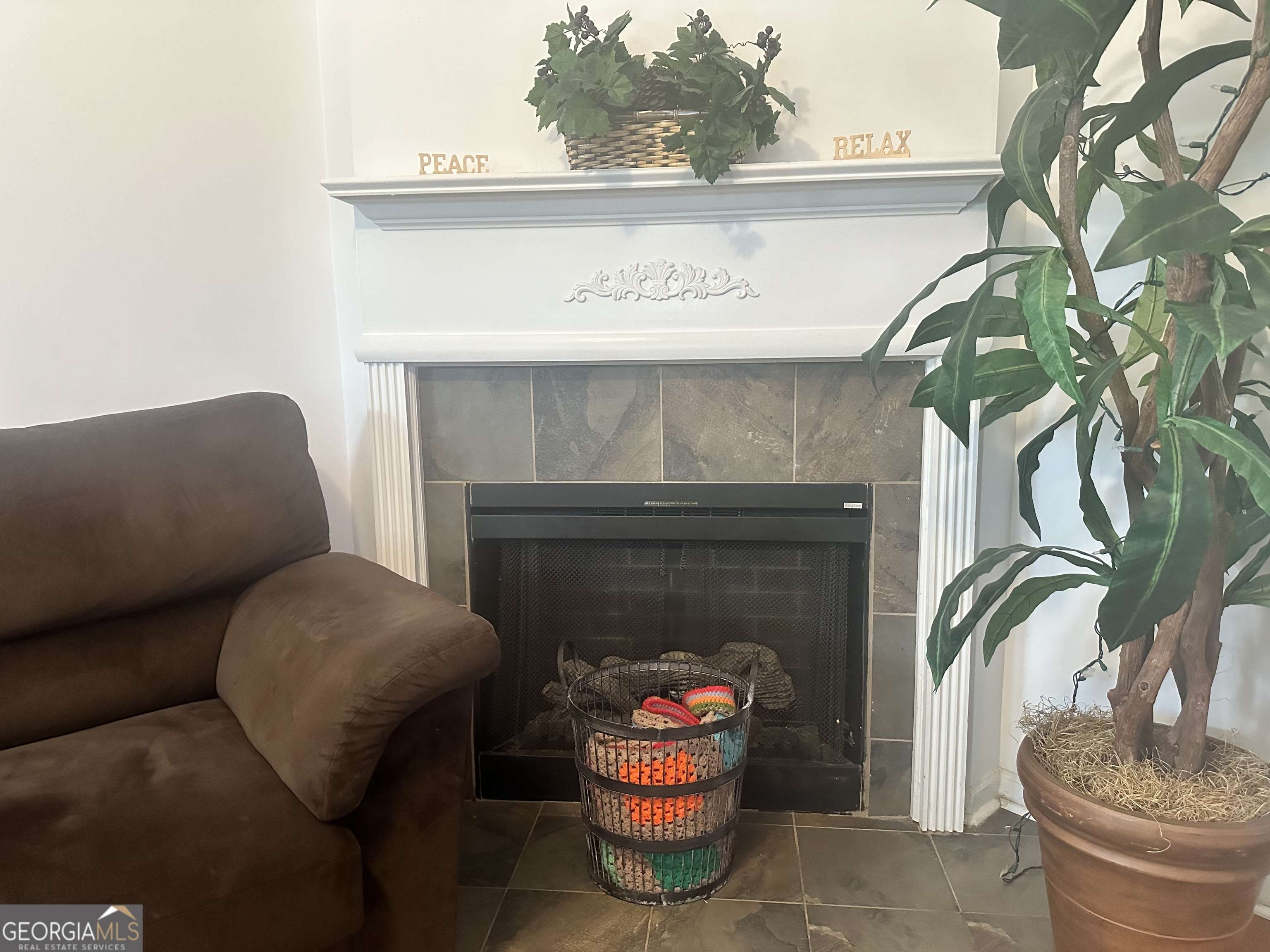 Atlanta, GA 30311,2490 Laurel CIR NW