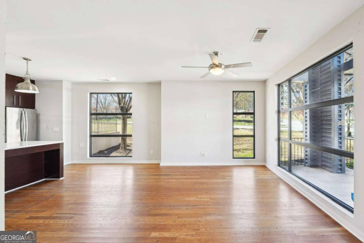 Atlanta, GA 30312,472 Martin ST SE #1