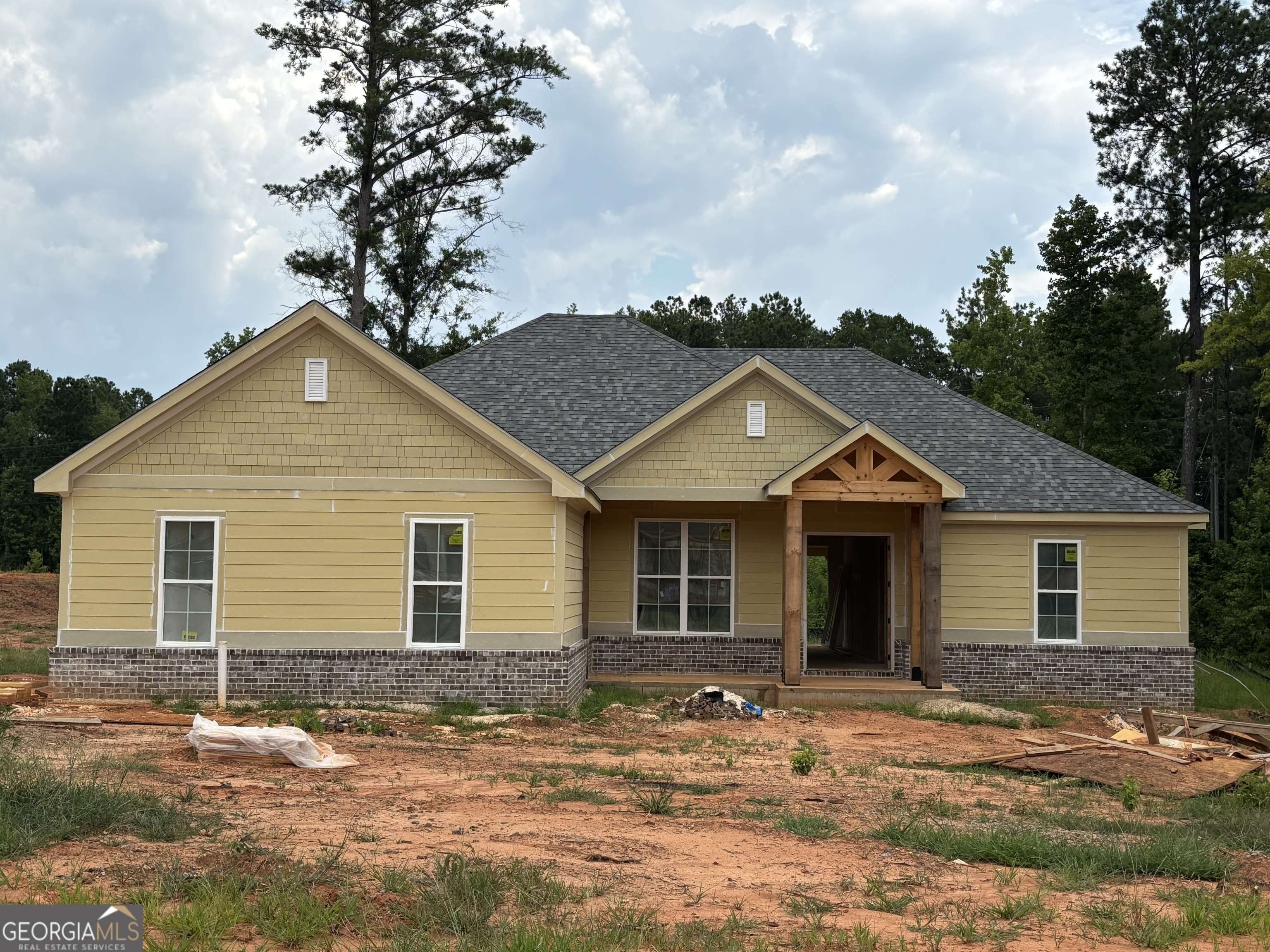 Forsyth, GA 31029,311 Clover PASS