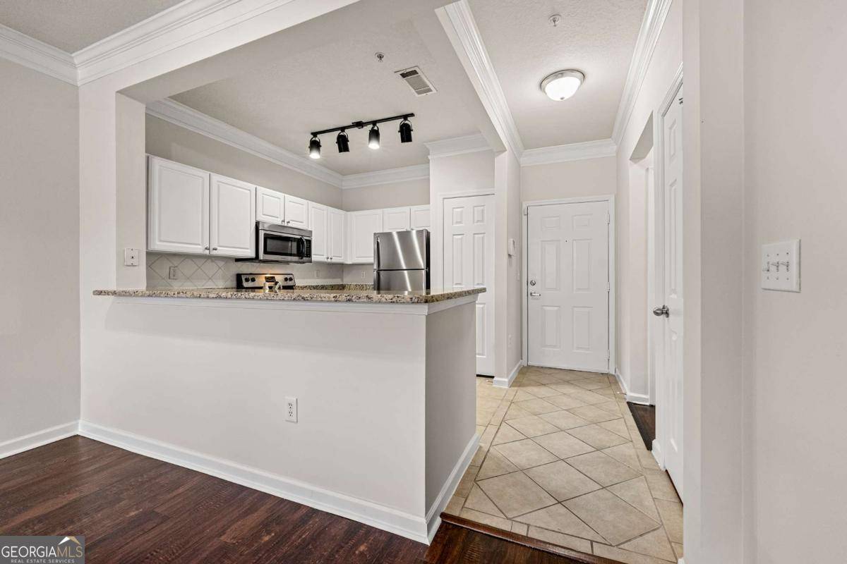Atlanta, GA 30338,1850 Cotillion DR #1008