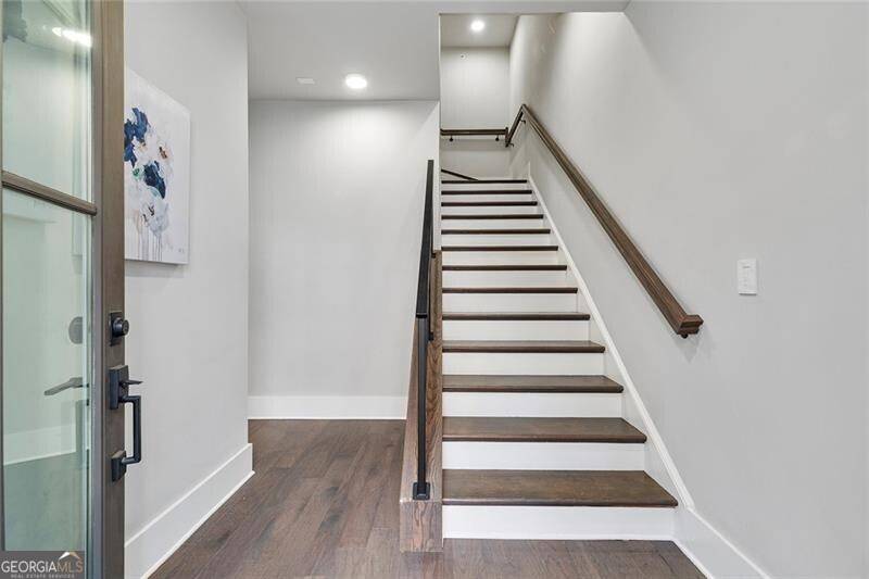 Atlanta, GA 30308,574 Boulevard PL NE #14