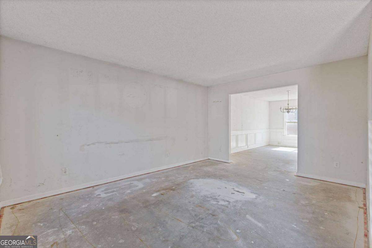Atlanta, GA 30349,7151 Firethorn LN