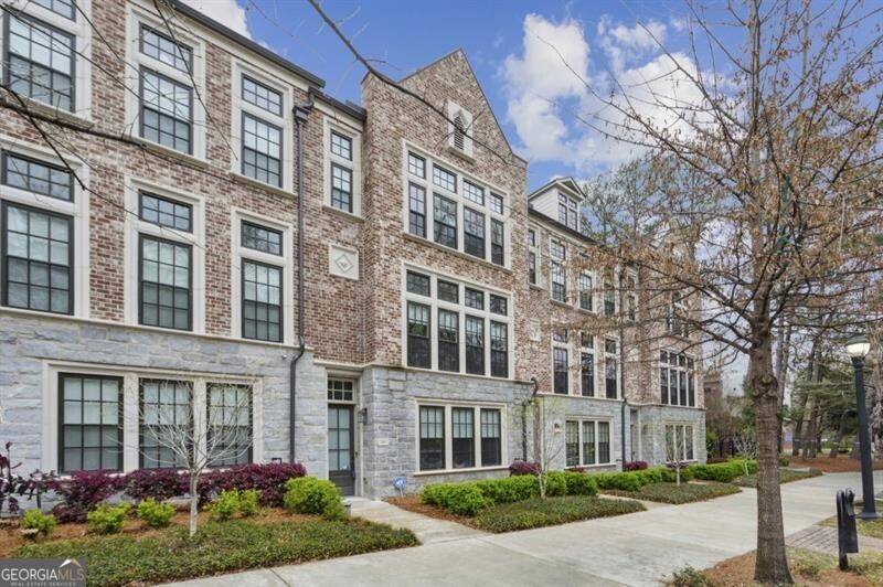 Atlanta, GA 30305,269 Devin PL NE