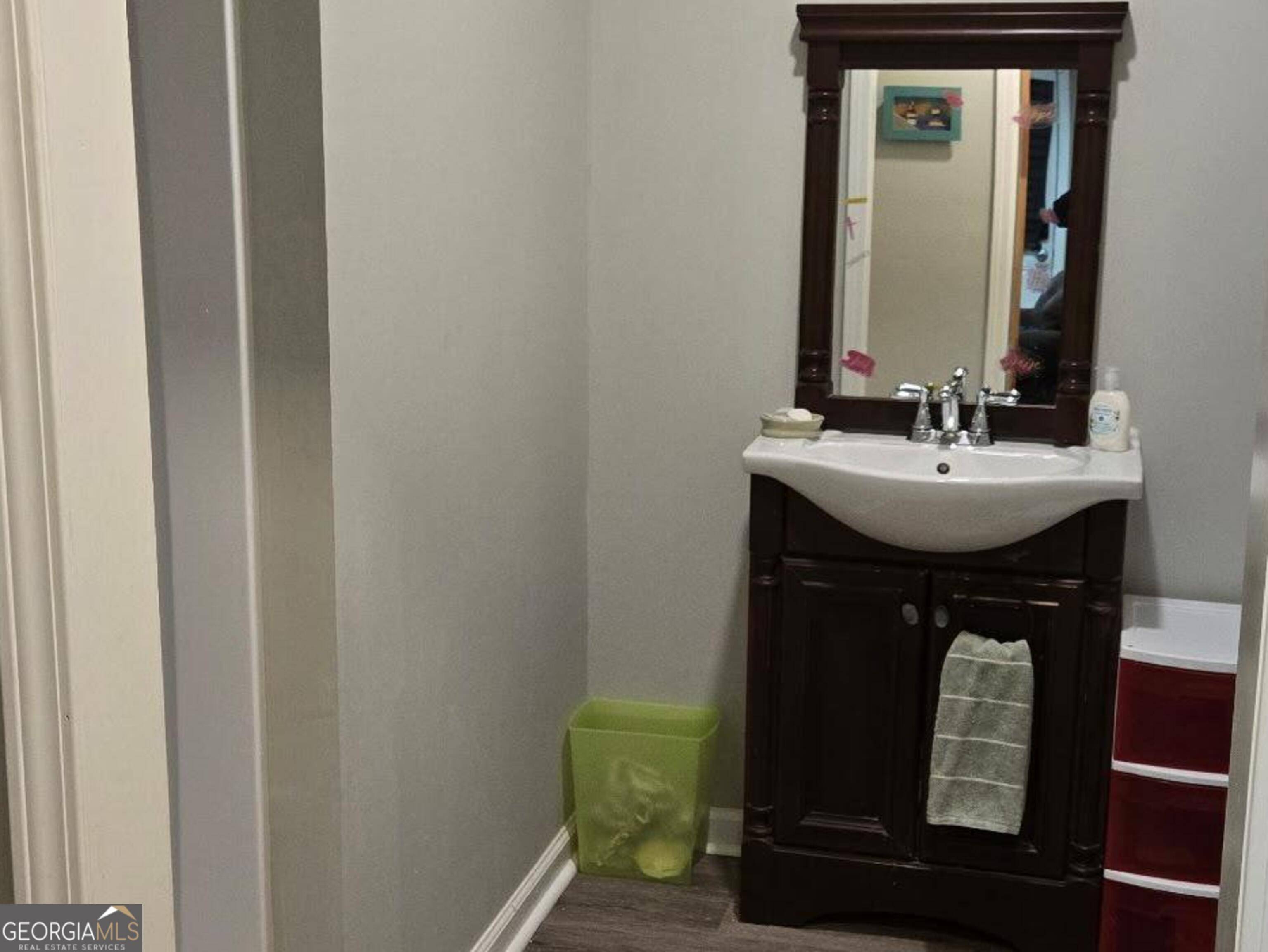 Stone Mountain, GA 30087,7428 Woodruff WAY