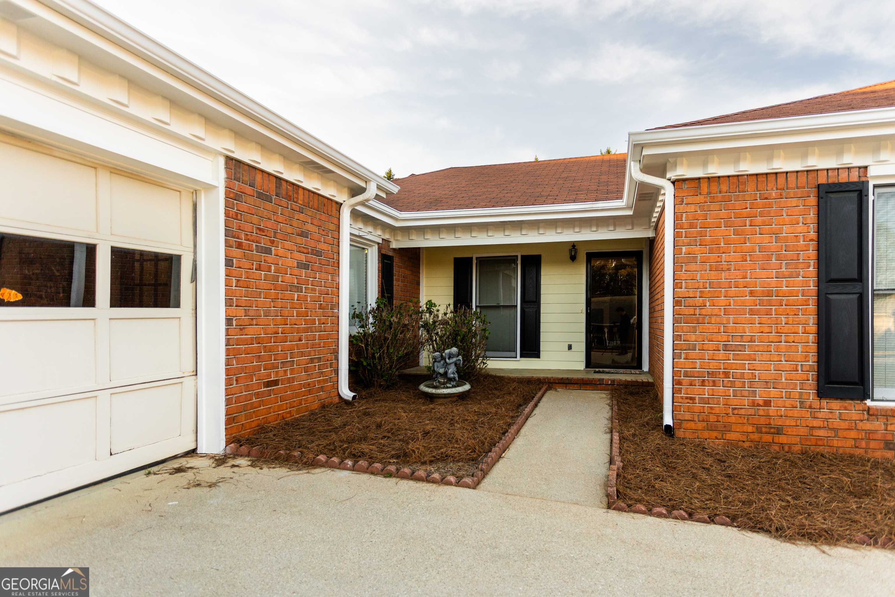 Conyers, GA 30013,1250 Great Oaks DR SE