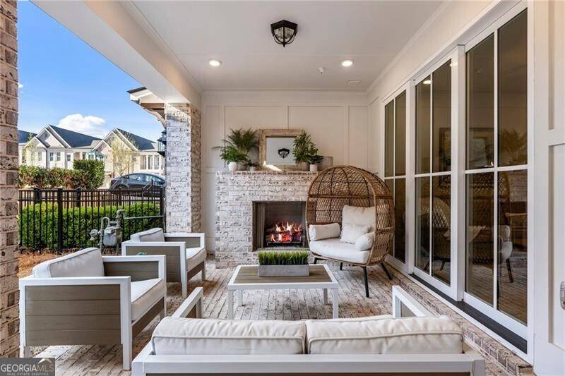 Alpharetta, GA 30009,520 Clover LN