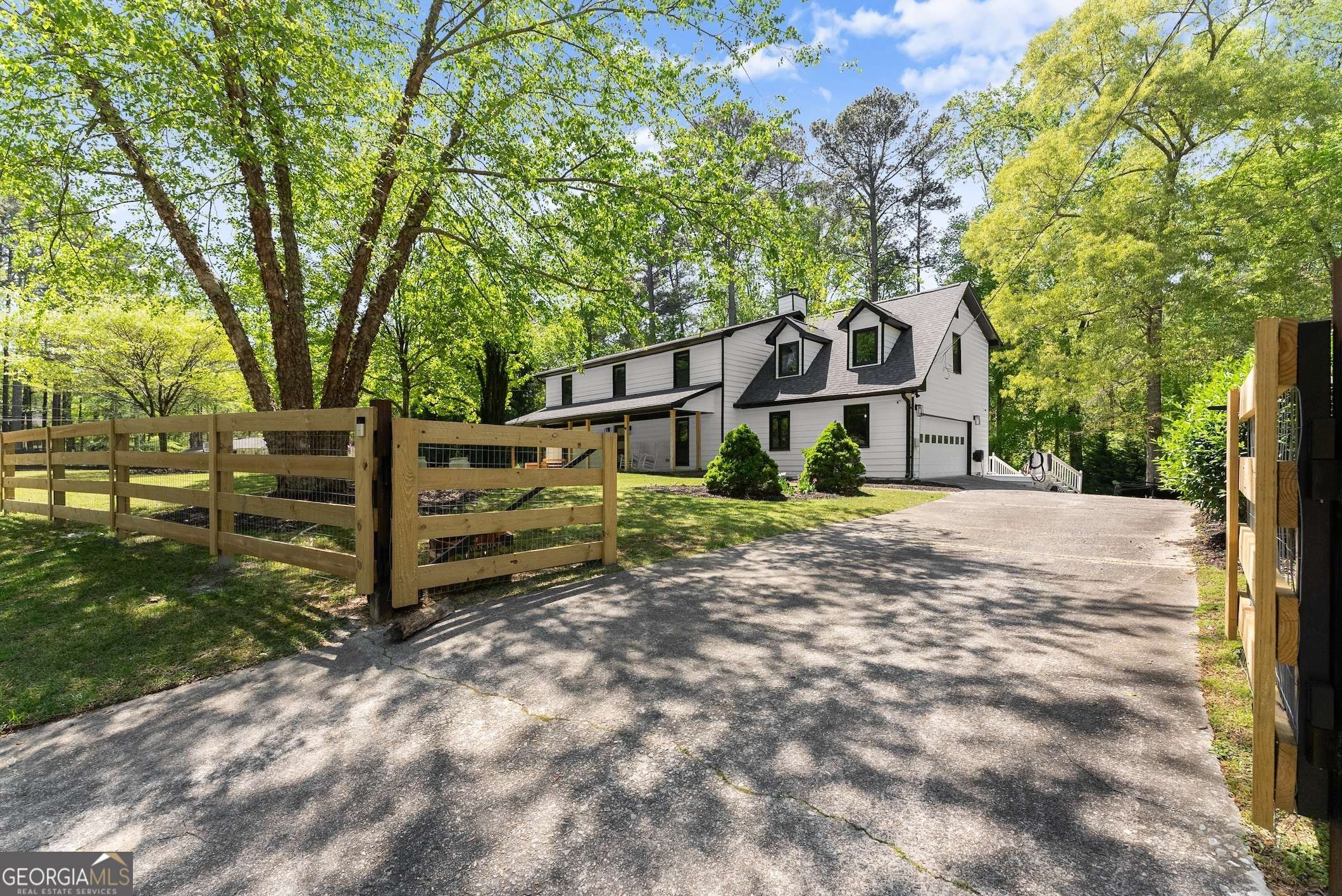 Alpharetta, GA 30009,110 Myers DR