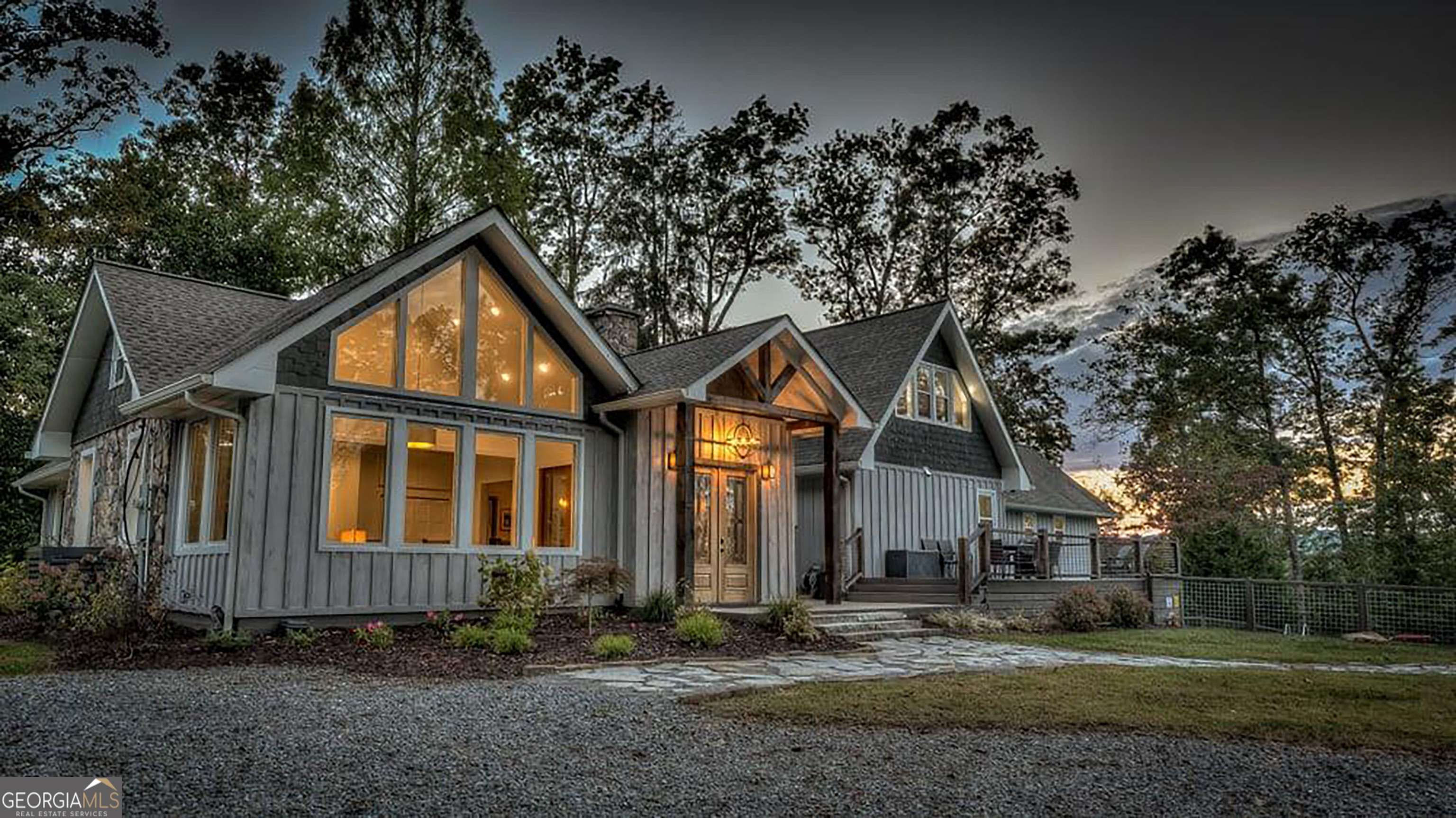 Blue Ridge, GA 30513,121 Cider House LN