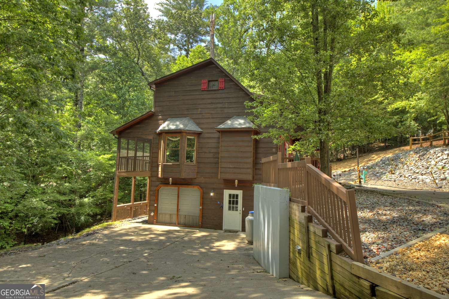 Ellijay, GA 30540,1301 Newport DR