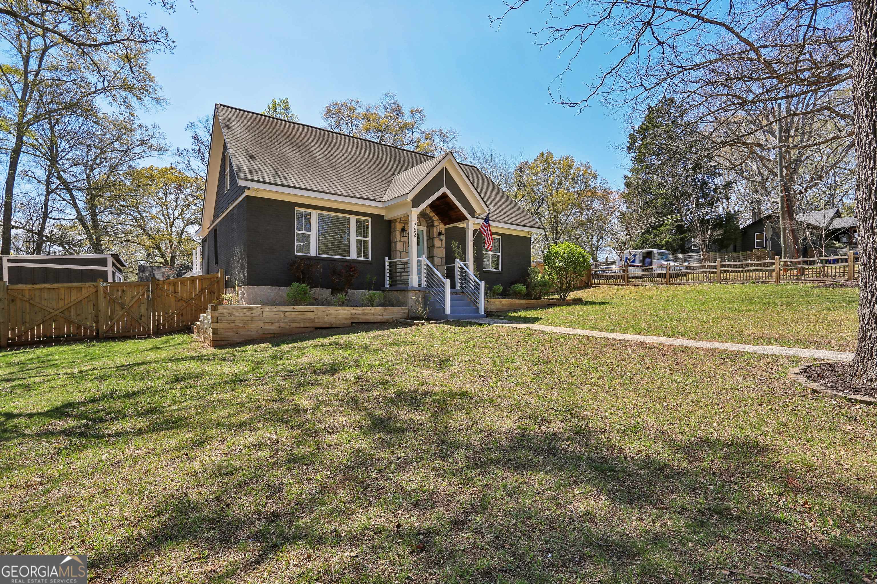 Decatur, GA 30032,2621 White Oak DR