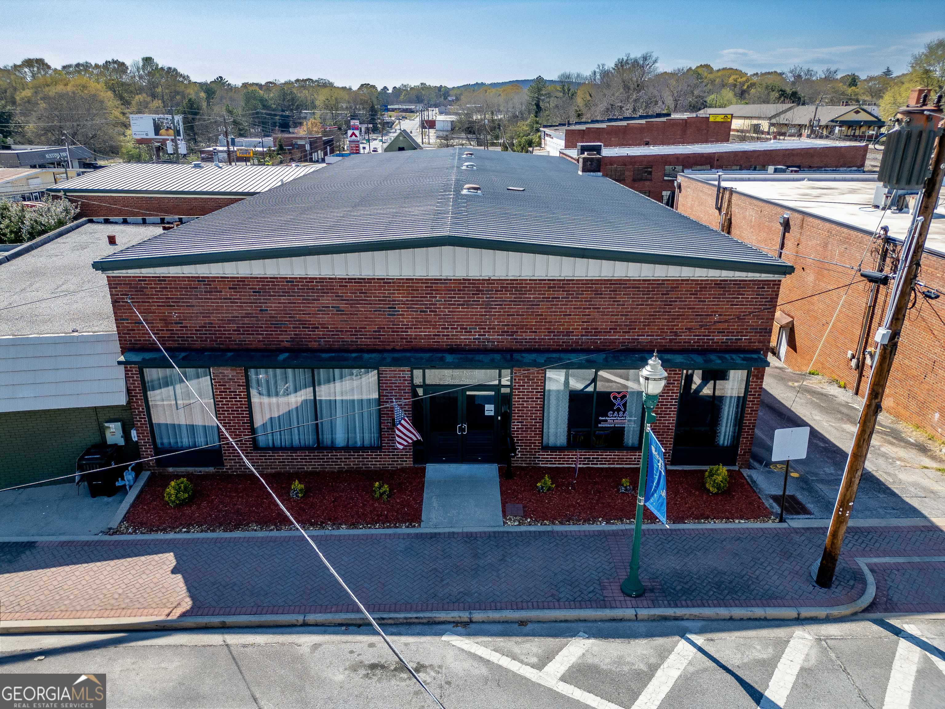 Toccoa, GA 30577,18 W Currahee ST